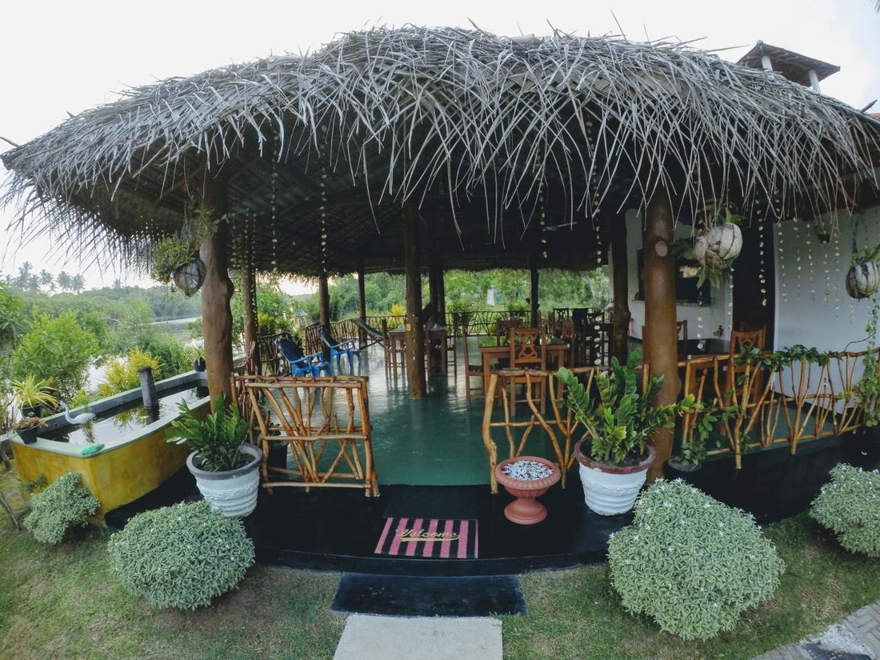 Pearl Cave Cabanas & Resturant Tangalle Exterior foto